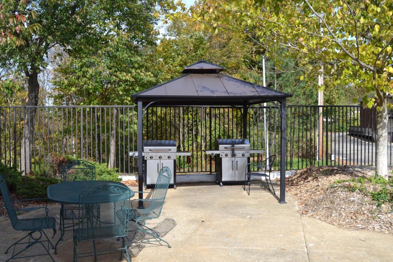 Cascades Inn Bloomington Ngoại thất bức ảnh