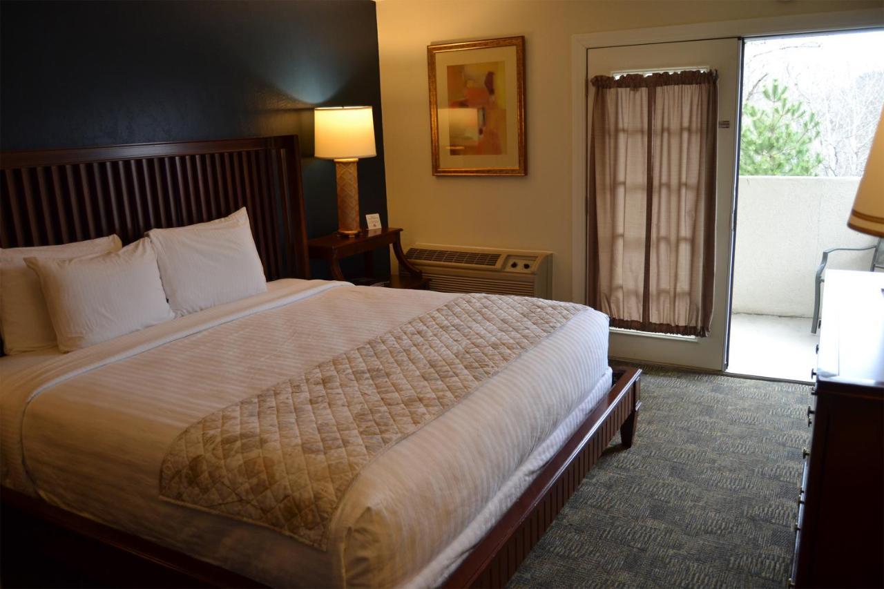 Cascades Inn Bloomington Ngoại thất bức ảnh